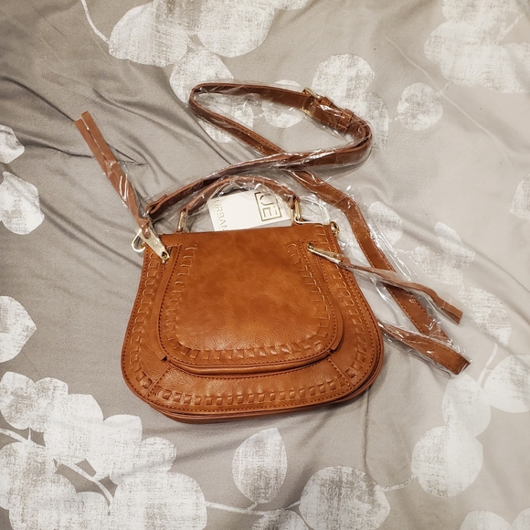 Urban Expressions Khloe Bag - Picture 1 of 3